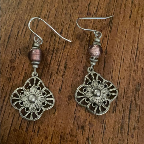 Earrings - Picture 1 of 2
